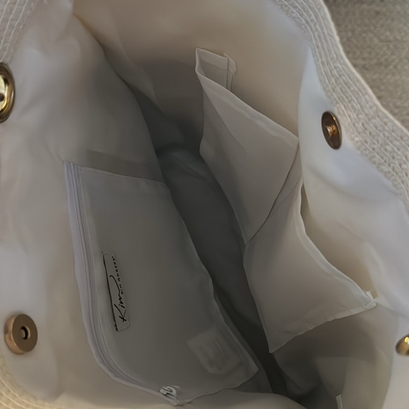 New purse - Picture 2 of 2